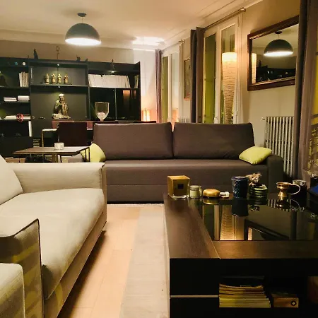 Luxe-design En Plein Coeur Du Quartier Latin. A 5mn à Pied De Notre Dame Et 200m De La Rue De Buci Et Ses Nombreux Restaurants, Commerces De Proximité, Supermarchés Et Galeries. Appartamento Parigi